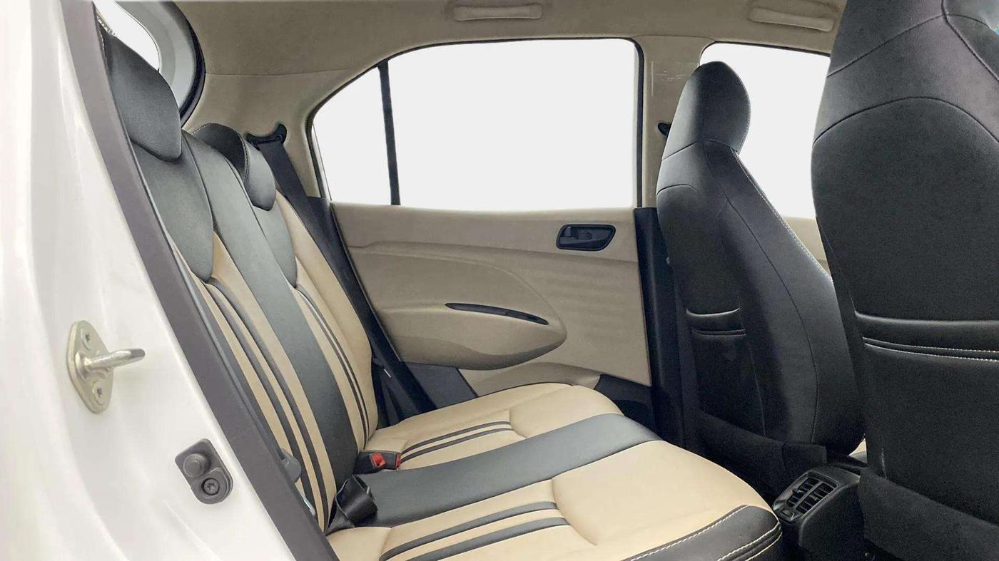 2021 Hyundai NEW SANTRO SPORTZ MT, Petrol, Manual, 2,323 km, Right Side Rear Door Cabin