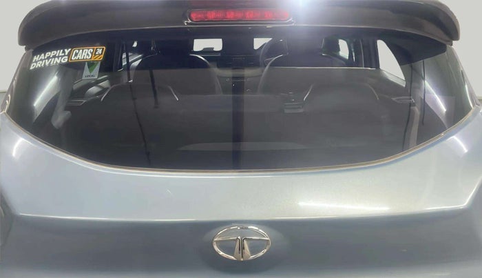 2023 Tata PUNCH ADVENTURE AMT, Petrol, Automatic, 31,690 km, Rear Windshield