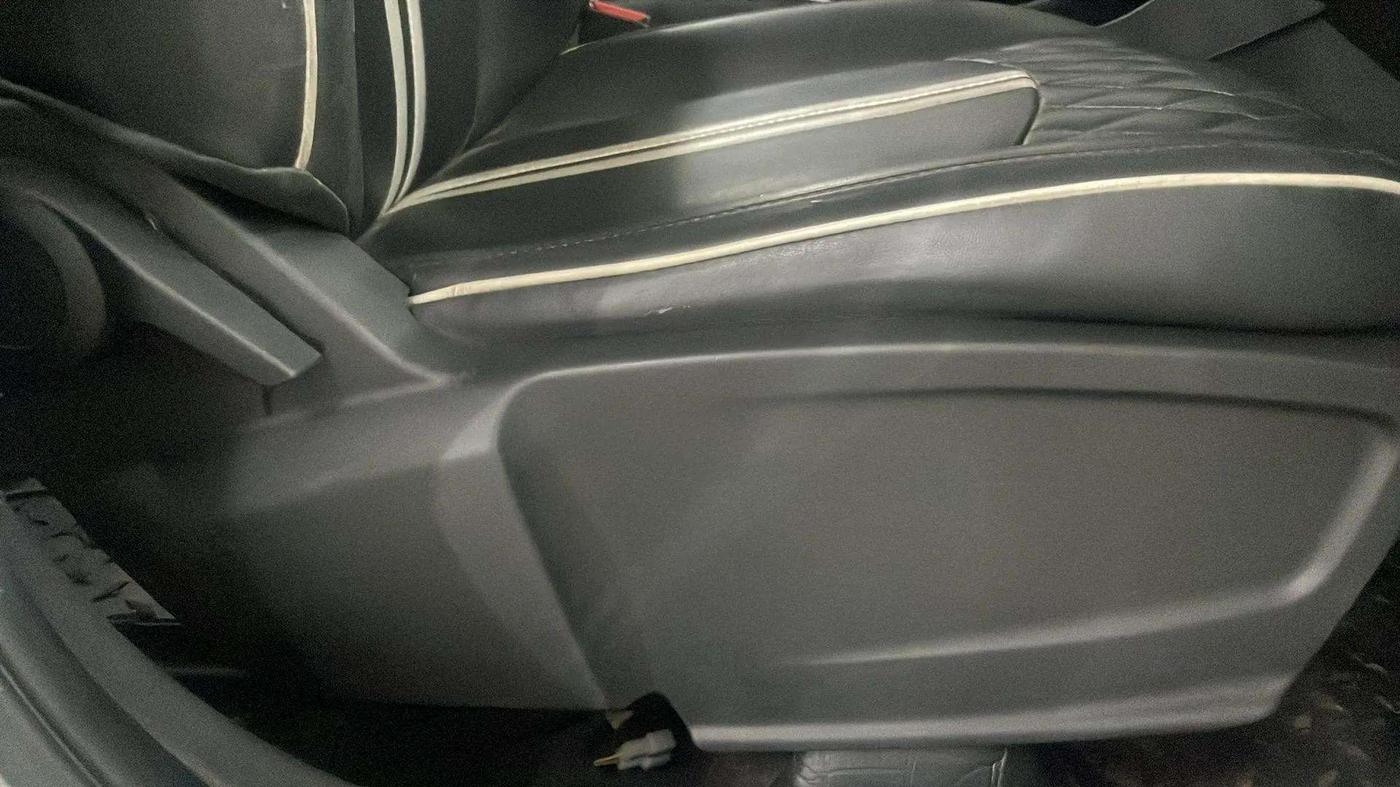 2023 Tata PUNCH ADVENTURE AMT, Petrol, Automatic, 31,690 km, Driver Side Adjustment Panel