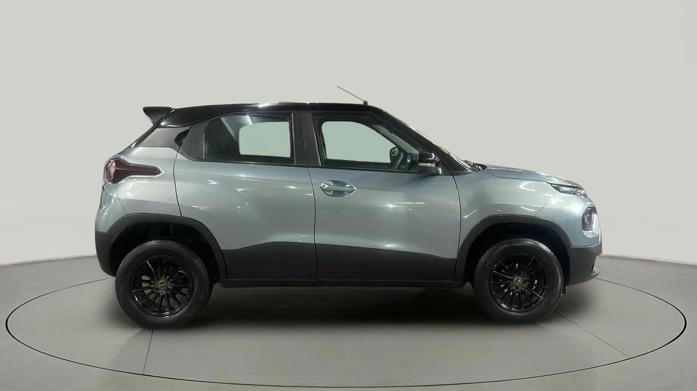 2023 Tata PUNCH ADVENTURE AMT, Petrol, Automatic, 31,690 km, Right Side View