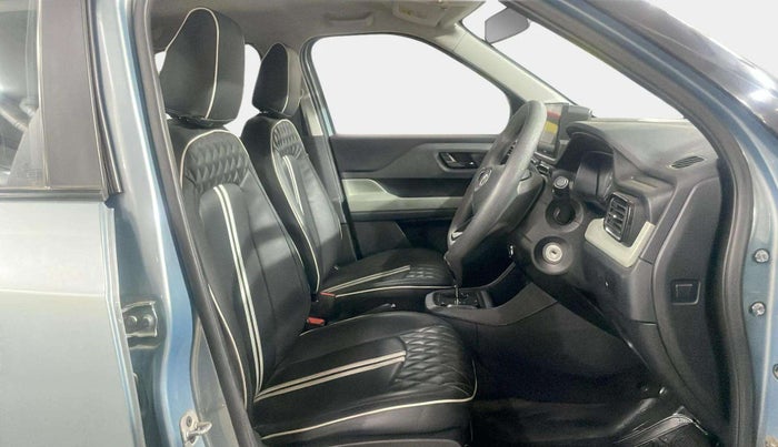 2023 Tata PUNCH ADVENTURE AMT, Petrol, Automatic, 31,690 km, Right Side Front Door Cabin