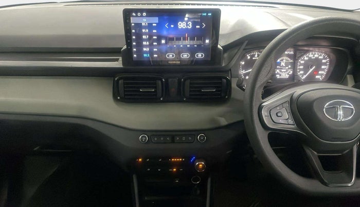 2023 Tata PUNCH ADVENTURE AMT, Petrol, Automatic, 31,690 km, Air Conditioner