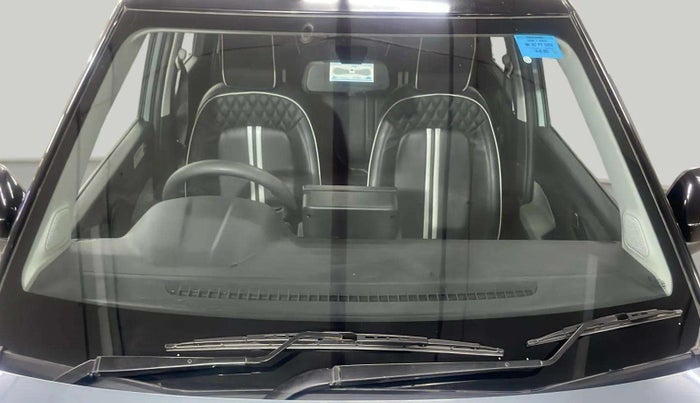 2023 Tata PUNCH ADVENTURE AMT, Petrol, Automatic, 31,690 km, Front Windshield