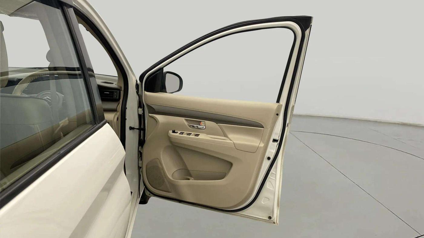 2019 Maruti Ertiga VXI SHVS, Petrol, Manual, 49,567 km, RHS Front Door