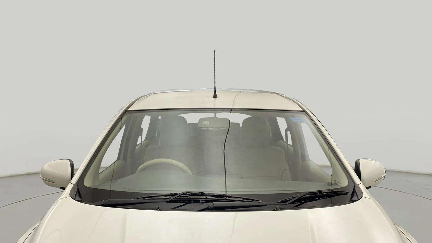 2019 Maruti Ertiga VXI SHVS, Petrol, Manual, 49,567 km, Front Windshield
