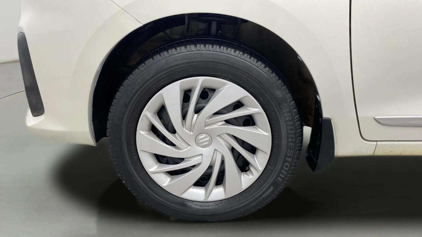 2019 Maruti Ertiga VXI SHVS, Petrol, Manual, 49,567 km, Left Front Wheel