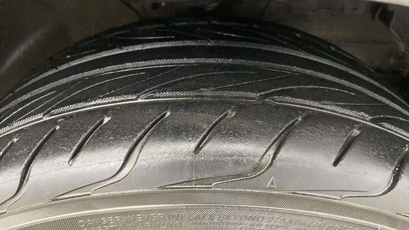2021 Maruti S PRESSO VXI AMT, Petrol, Automatic, 21,733 km, Right Front Tyre Tread