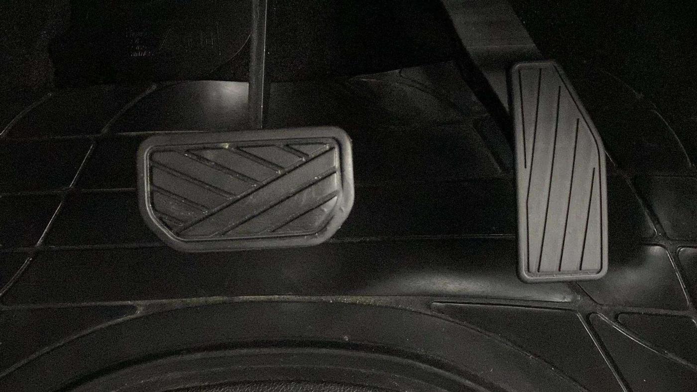 2021 Maruti S PRESSO VXI AMT, Petrol, Automatic, 21,733 km, Pedals