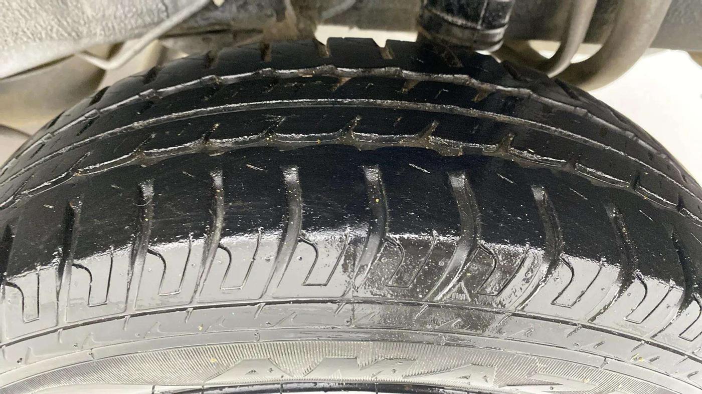 2018 Datsun Go T, Petrol, Manual, 28,251 km, Left Rear Tyre Tread