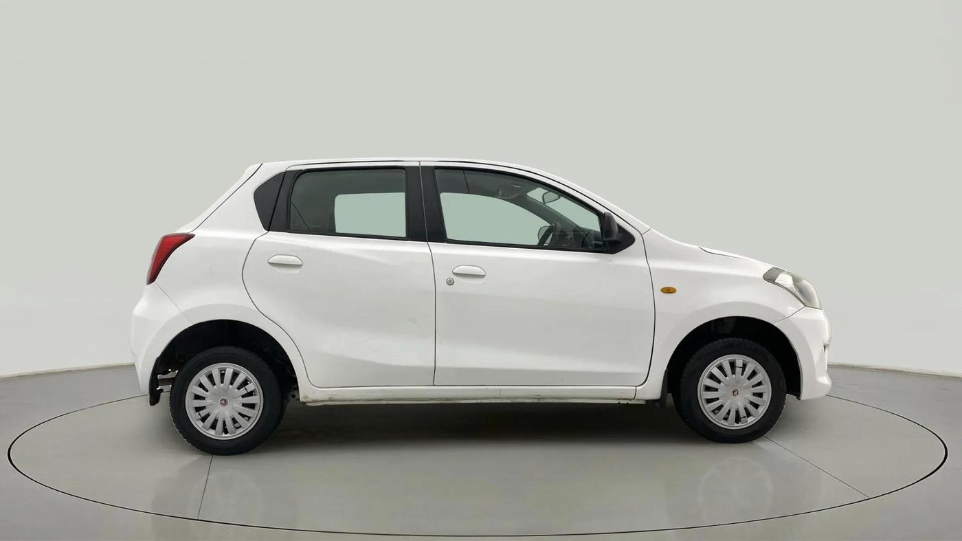 2018 Datsun Go T, Petrol, Manual, 28,251 km, Right Side View