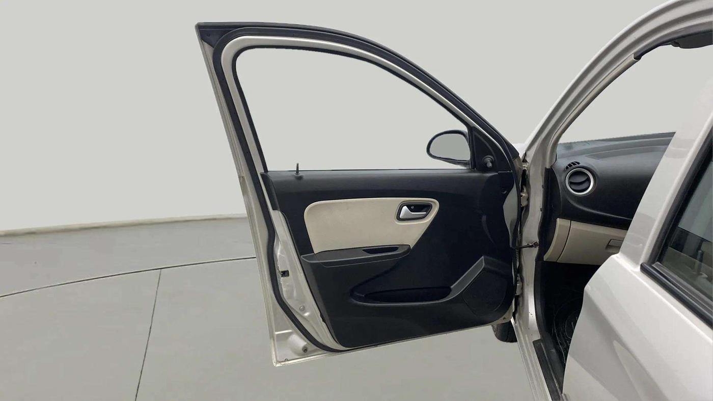 2020 Maruti Alto LXI CNG, CNG, Manual, 58,605 km, LHS Front Door