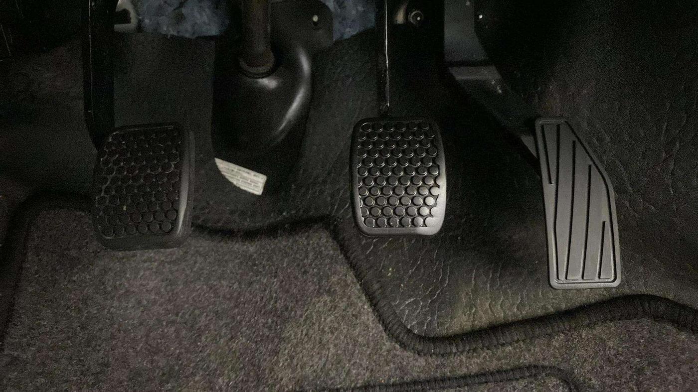 2020 Maruti Alto LXI CNG, CNG, Manual, 58,605 km, Pedals