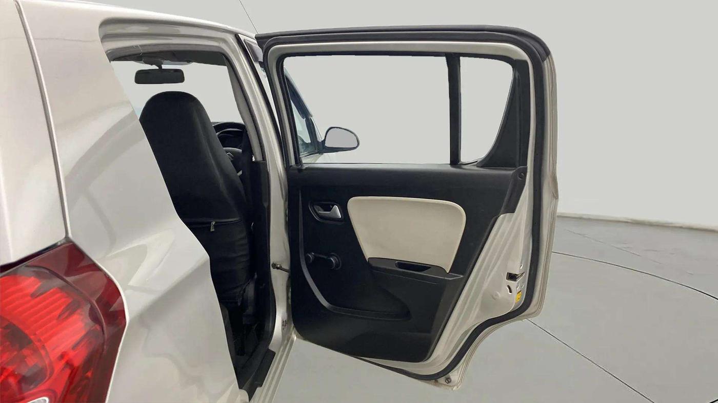 2020 Maruti Alto LXI CNG, CNG, Manual, 58,605 km, RHS Rear Door