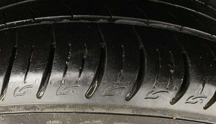 2019 Hyundai Elite i20 ASTA 1.2 (O), Petrol, Manual, 68,346 km, Left Rear Tyre Tread