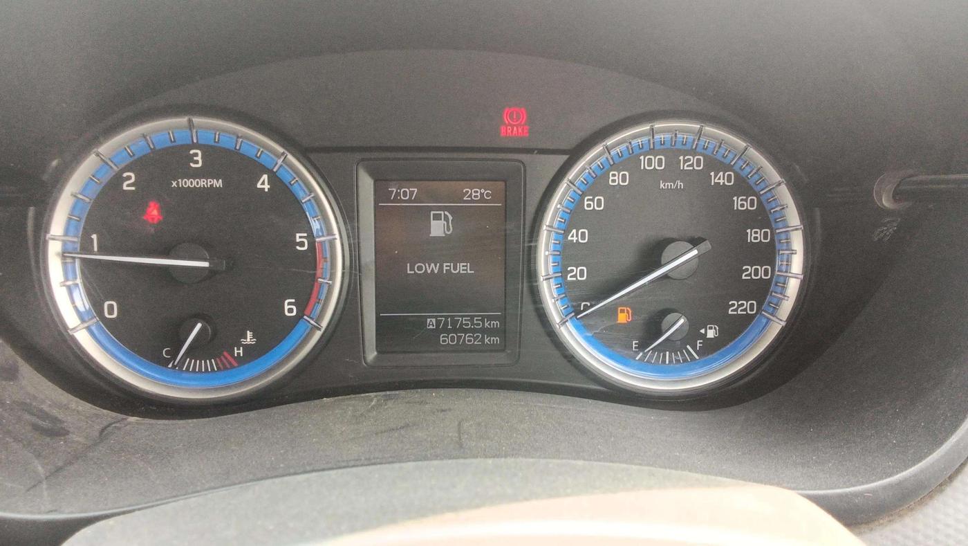 2015 Maruti S Cross DELTA 1.6, Diesel, Manual, 61,753 km, Odometer Image