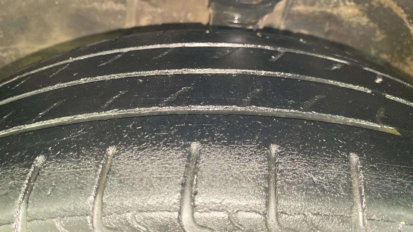 2018 Maruti Wagon R 1.0 VXI OPT, Petrol, Manual, 88,179 km, Left Front Tyre Tread