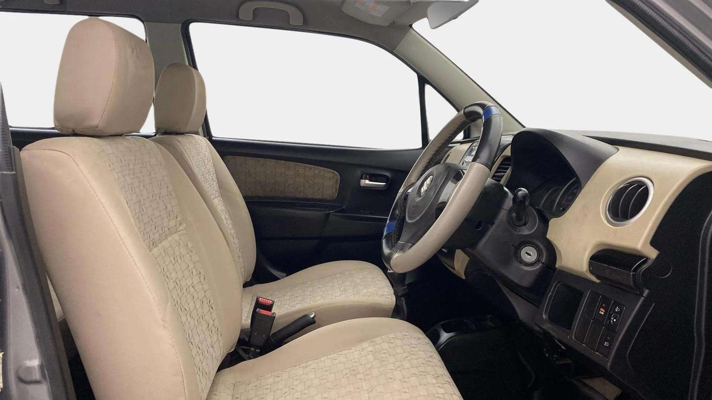 2018 Maruti Wagon R 1.0 VXI OPT, Petrol, Manual, 88,179 km, Right Side Front Door Cabin