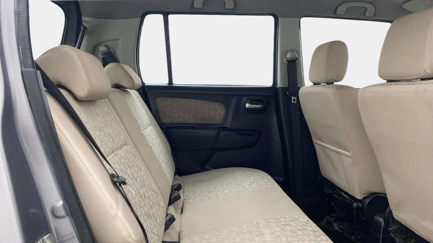 2018 Maruti Wagon R 1.0 VXI OPT, Petrol, Manual, 88,179 km, Right Side Rear Door Cabin