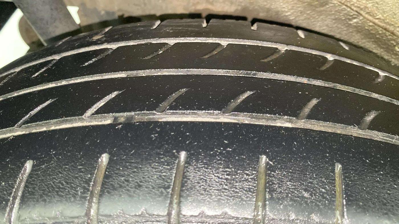 2018 Maruti Wagon R 1.0 VXI OPT, Petrol, Manual, 88,179 km, Right Rear Tyre Tread