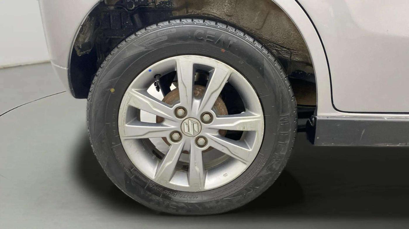 2018 Maruti Wagon R 1.0 VXI OPT, Petrol, Manual, 88,179 km, Right Rear Wheel