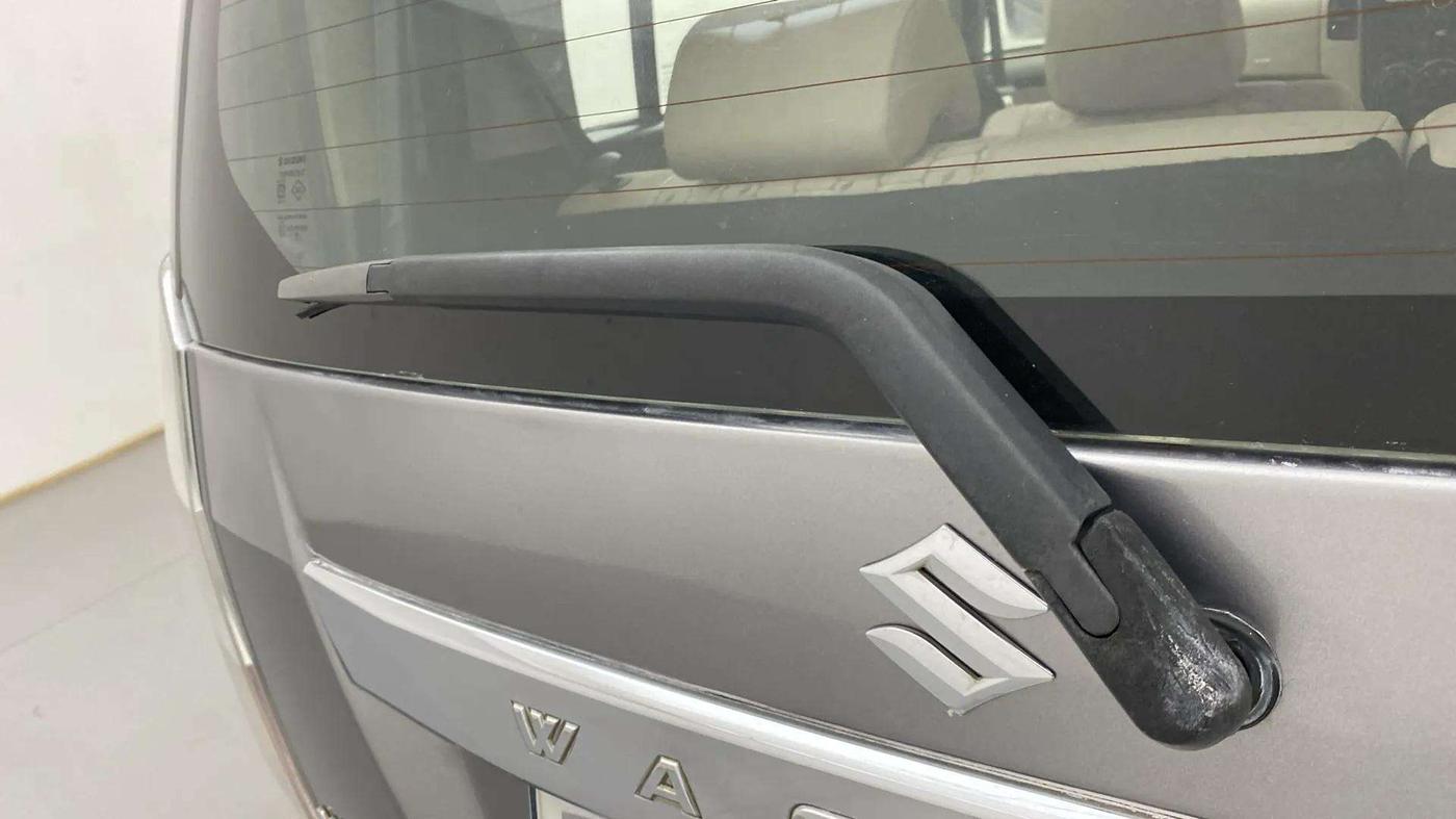 2018 Maruti Wagon R 1.0 VXI OPT, Petrol, Manual, 88,179 km, Rear Wiper