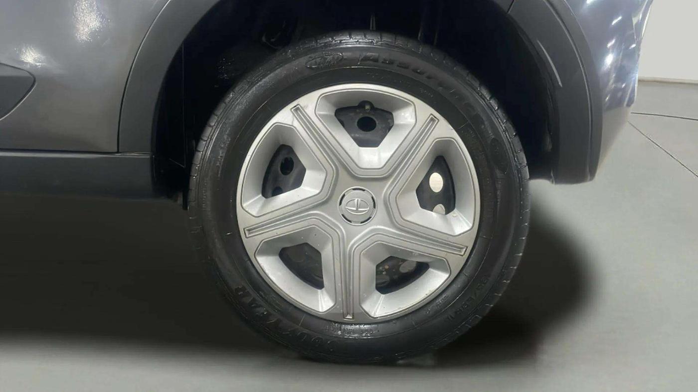 2019 Tata NEXON XM PETROL, Petrol, Manual, 77,598 km, Left Rear Wheel