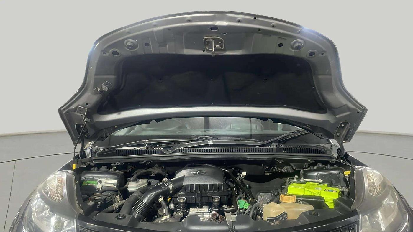 2019 Tata NEXON XM PETROL, Petrol, Manual, 77,598 km, Open Bonet
