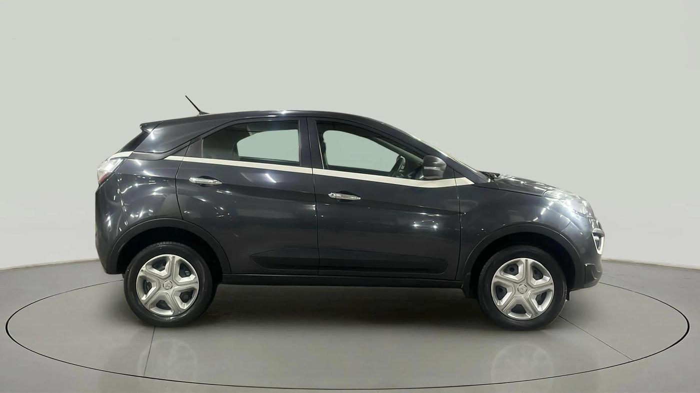 2019 Tata NEXON XM PETROL, Petrol, Manual, 77,598 km, Right Side View