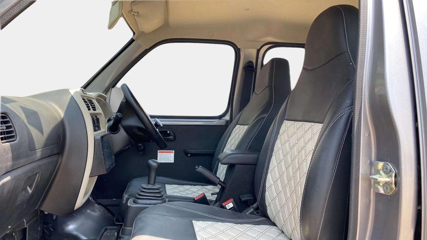 2024 Maruti Eeco 5 STR AC CNG, CNG, Manual, 19,567 km, Right Side Front Door Cabin