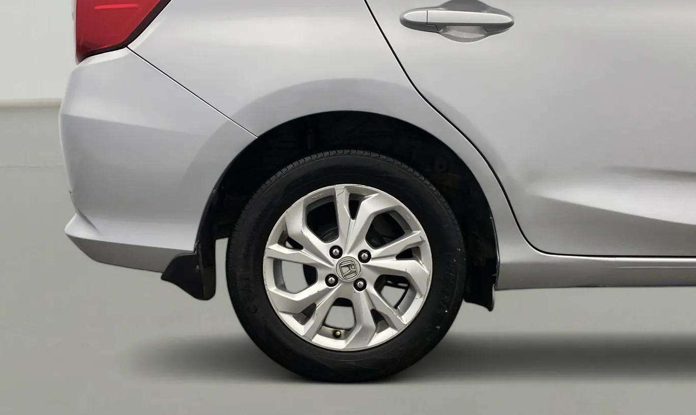2019 Honda Amaze 1.2L I-VTEC V CVT, Petrol, Automatic, 94,050 km, Right Rear Wheel