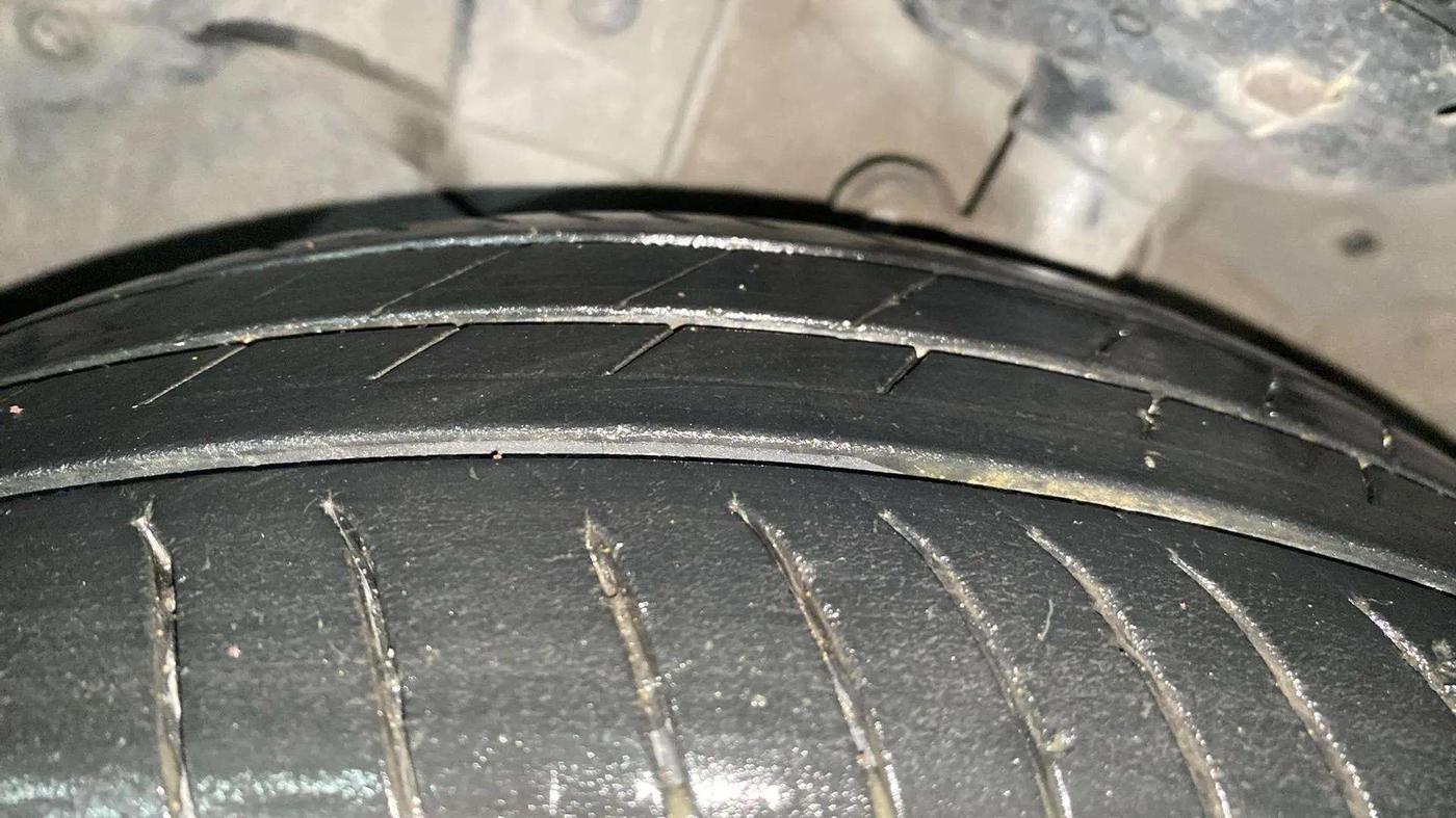 2019 Honda Amaze 1.2L I-VTEC V CVT, Petrol, Automatic, 94,050 km, Left Front Tyre Tread