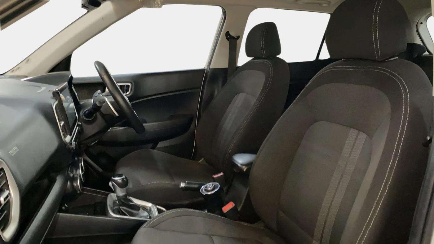 2022 Hyundai VENUE SX PLUS 1.0 TURBO DCT, Petrol, Automatic, 41,713 km, Right Side Front Door Cabin