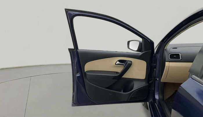 2015 Volkswagen Polo HIGHLINE1.2L, Petrol, Manual, 84,716 km, LHS Front Door