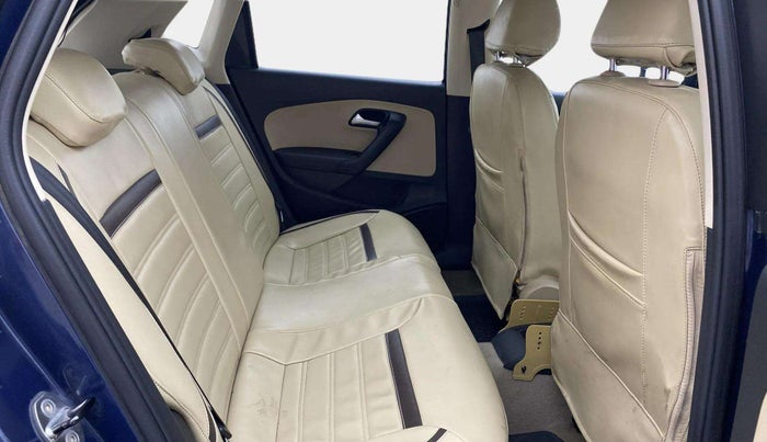 2015 Volkswagen Polo HIGHLINE1.2L, Petrol, Manual, 84,716 km, Right Side Rear Door Cabin