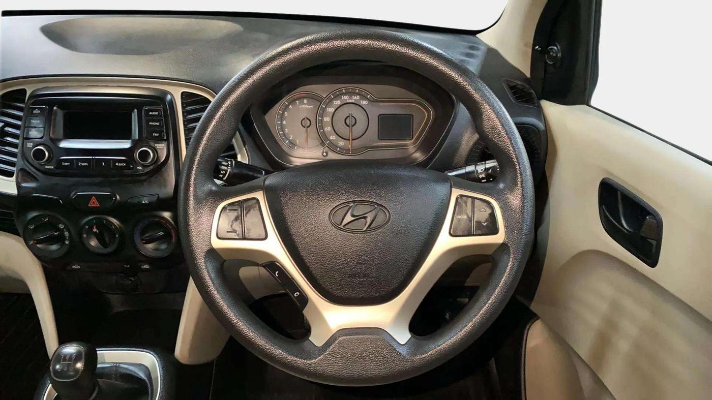 2021 Hyundai NEW SANTRO MAGNA, Petrol, Manual, 25,803 km, Steering Wheel Close Up