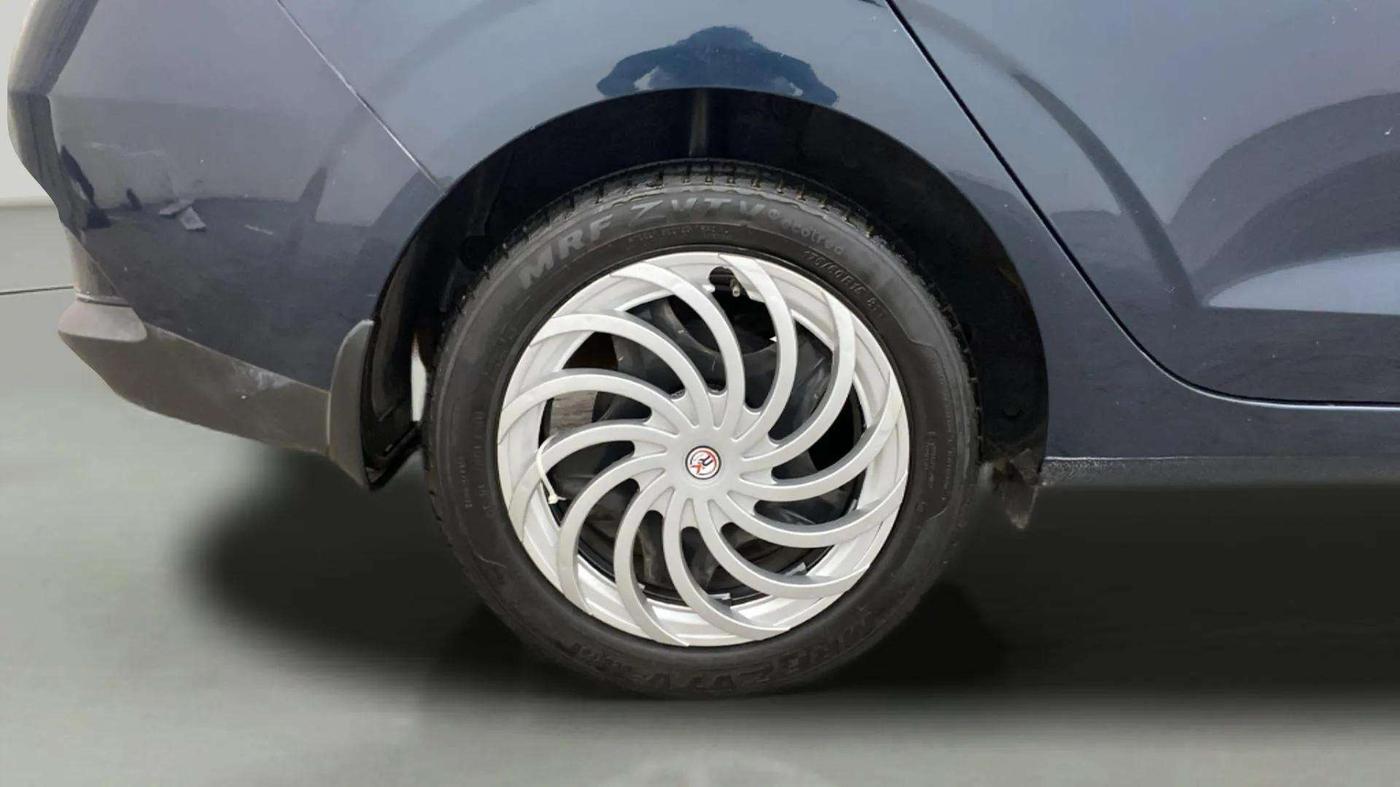 2024 Hyundai AURA S 1.2 CNG, CNG, Manual, 24,916 km, Right Rear Wheel