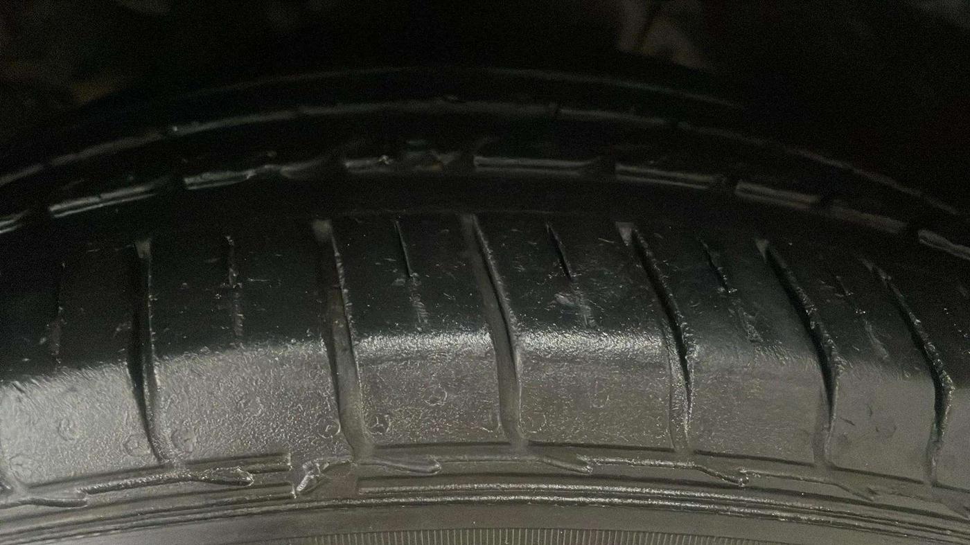 2021 KIA SELTOS HTX IVT 1.5 PETROL, Petrol, Automatic, 22,635 km, Right Front Tyre Tread