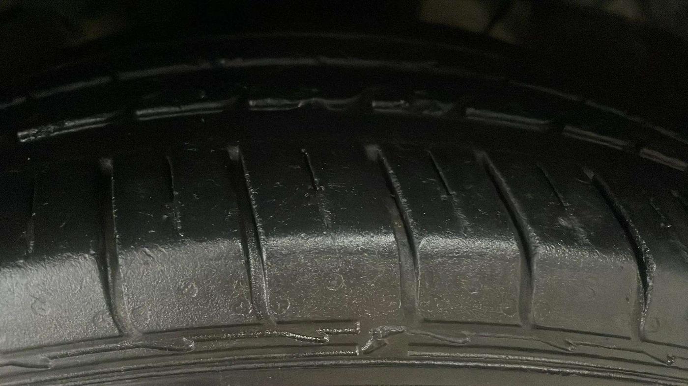2021 KIA SELTOS HTX IVT 1.5 PETROL, Petrol, Automatic, 22,635 km, Left Front Tyre Tread