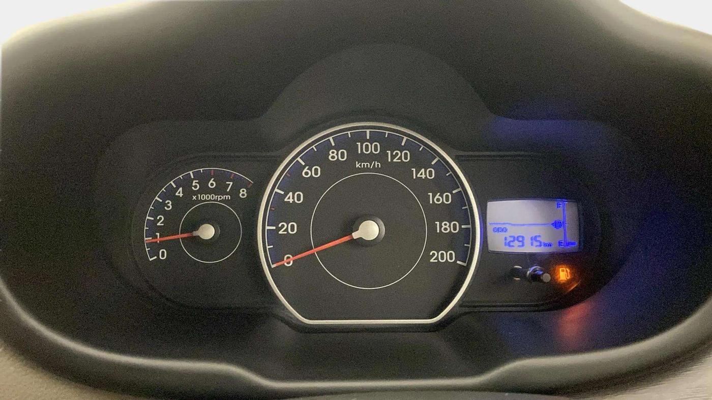 2015 Hyundai i10 SPORTZ 1.1, Petrol, Manual, 12,918 km, Odometer Image