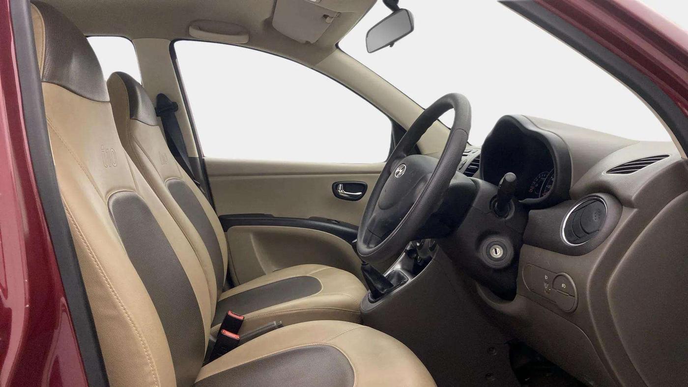 2015 Hyundai i10 SPORTZ 1.1, Petrol, Manual, 12,918 km, Right Side Front Door Cabin