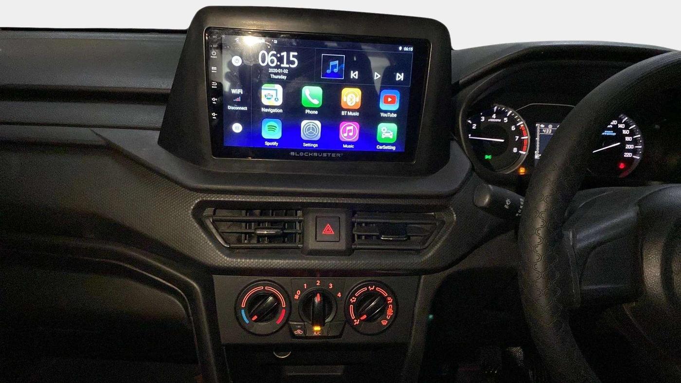 2022 Maruti BREZZA LXI SMART HYBRID, Petrol, Manual, 38,545 km, Air Conditioner