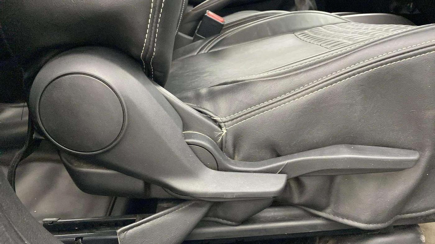 2019 Maruti Baleno ZETA PETROL 1.2, Petrol, Manual, 29,012 km, Driver Side Adjustment Panel