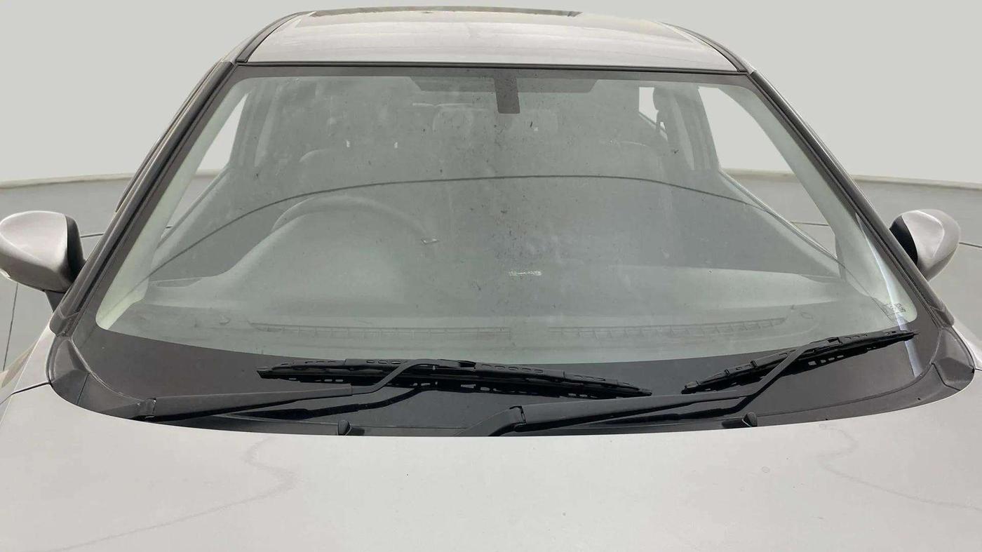 2019 Maruti Baleno ZETA PETROL 1.2, Petrol, Manual, 29,012 km, Front Windshield