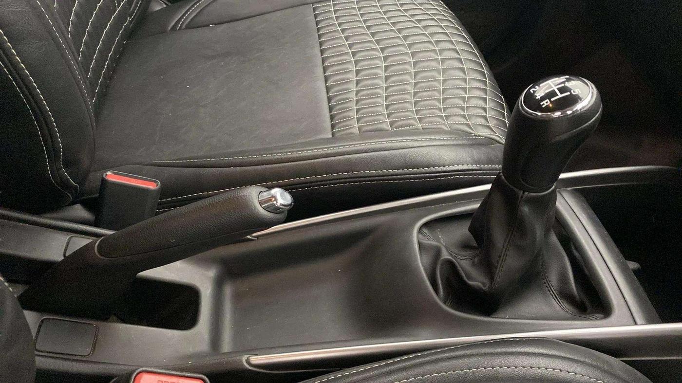 2019 Maruti Baleno ZETA PETROL 1.2, Petrol, Manual, 29,012 km, Gear Lever