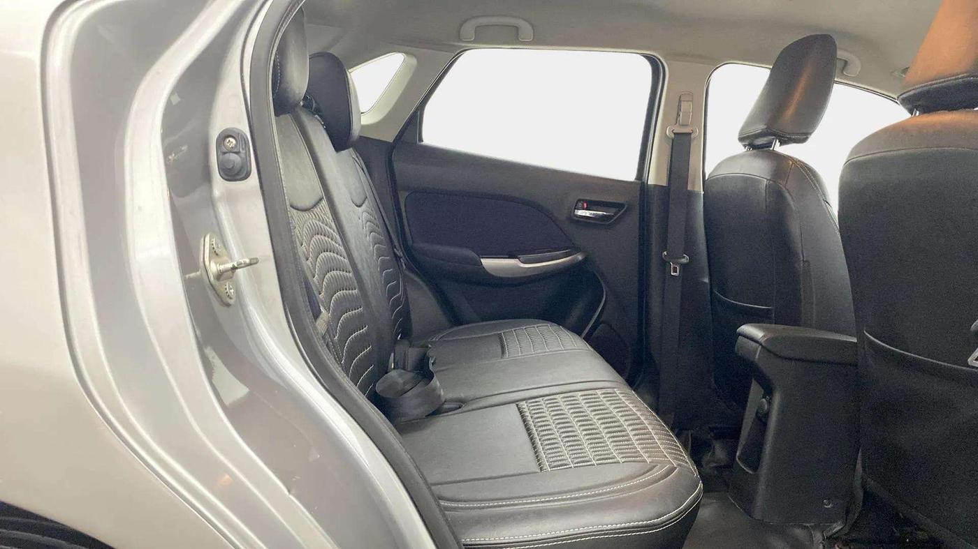 2019 Maruti Baleno ZETA PETROL 1.2, Petrol, Manual, 29,012 km, Right Side Rear Door Cabin