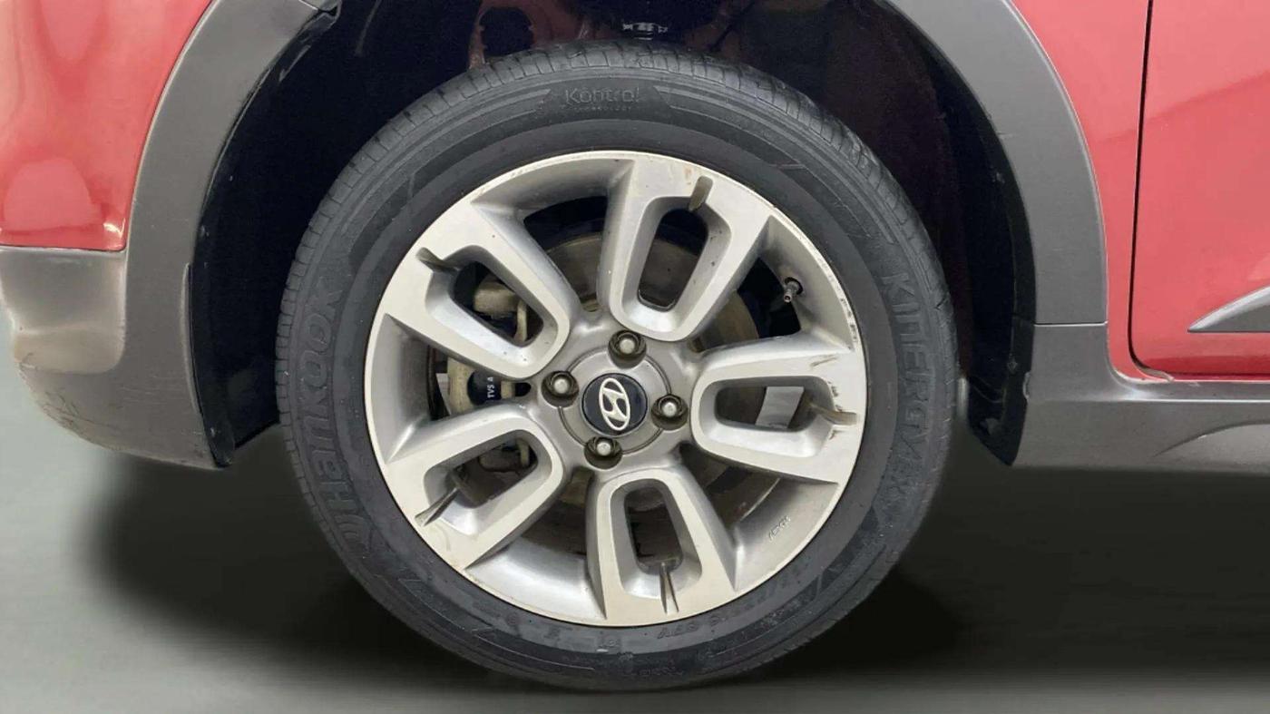 2018 Hyundai i20 Active 1.2 S, Petrol, Manual, 44,089 km, Left Front Wheel