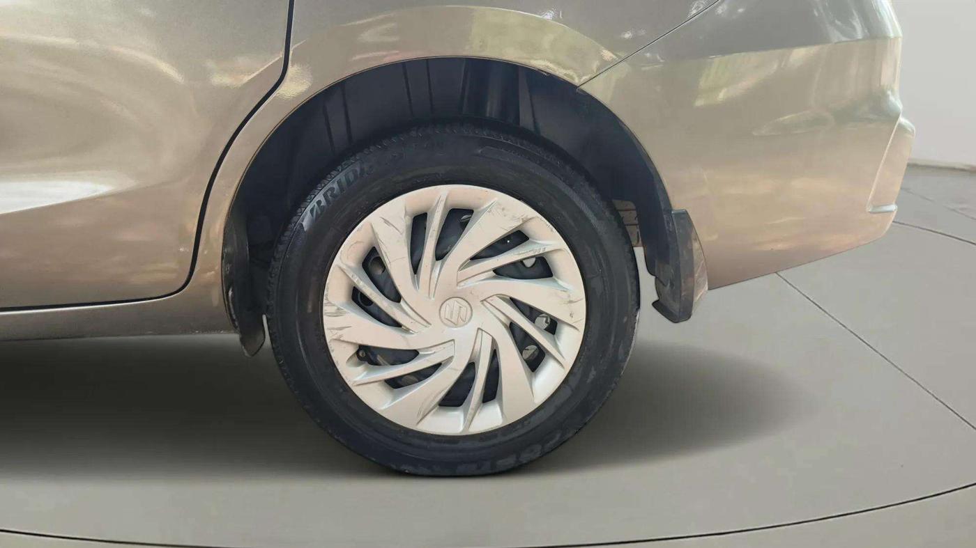2021 Maruti Ertiga VXI CNG, CNG, Manual, 68,351 km, Left Rear Wheel