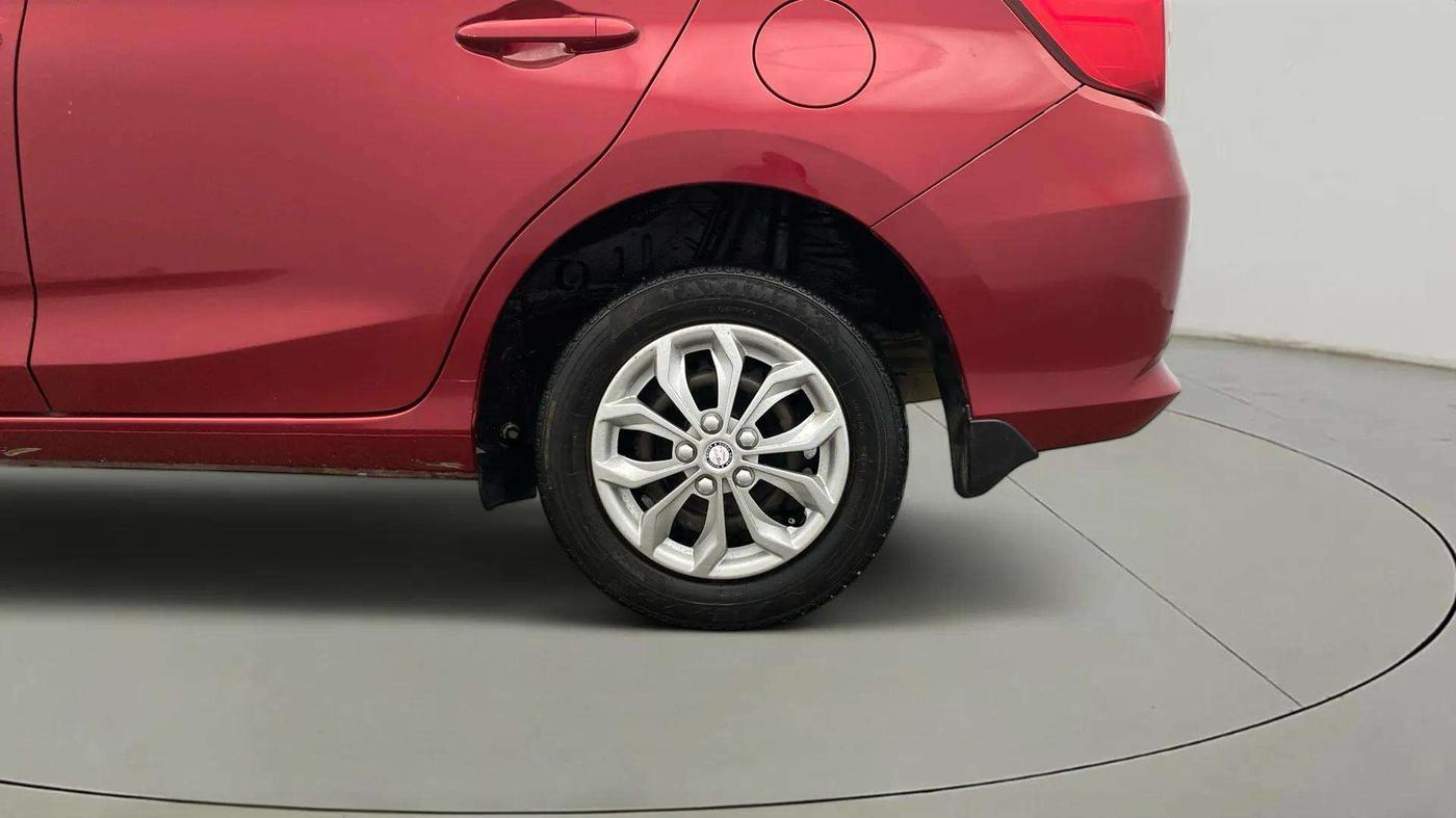 2020 Honda Amaze 1.5L I-DTEC S, Diesel, Manual, 73,022 km, Left Rear Wheel