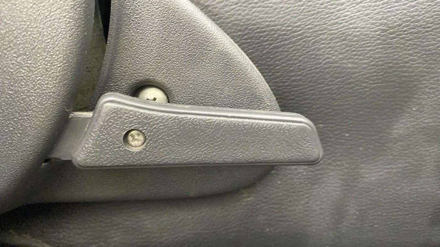 2016 Maruti Alto 800 VXI, Petrol, Manual, 34,563 km, Driver Side Adjustment Panel