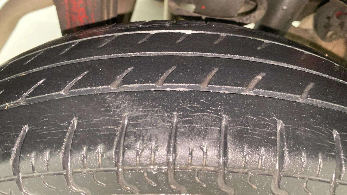 2016 Maruti Alto 800 VXI, Petrol, Manual, 34,563 km, Right Rear Tyre Tread